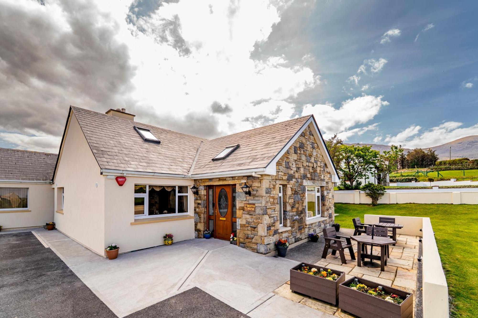 Bertra House B&B 웨스트포트 외부 사진